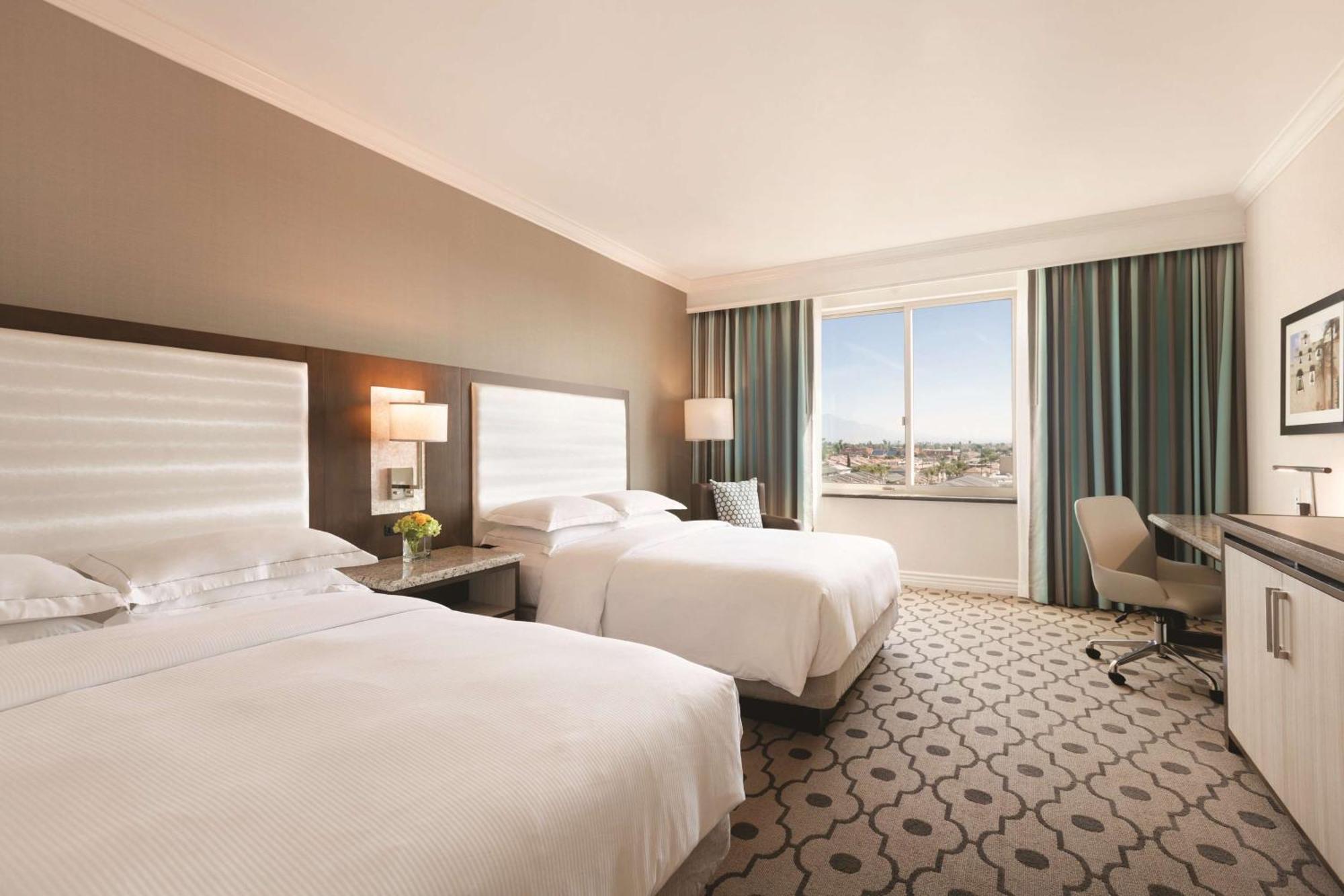 Hilton Los Angeles/San Gabriel Εξωτερικό φωτογραφία